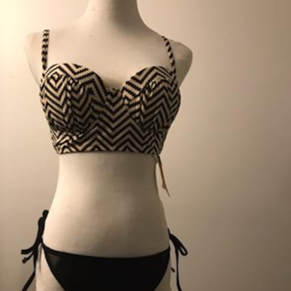 Bikini sets - Picture 3 of 9